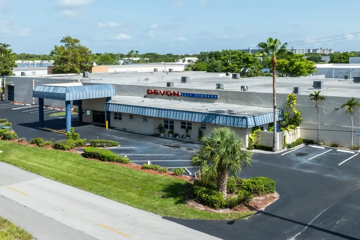 Pompano Florida Entrance to property